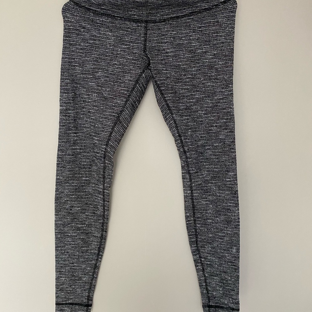 Lululemon leggings size 10